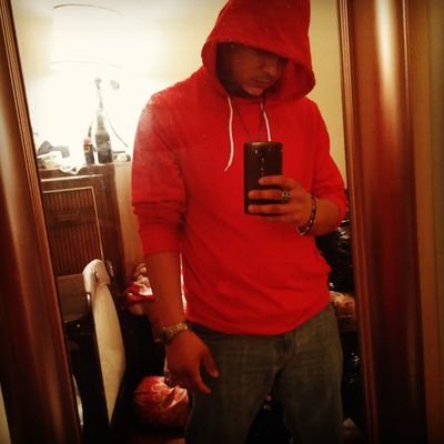 Profile Picture of Michael Mosquera (@mmosqu1218) on Twitter