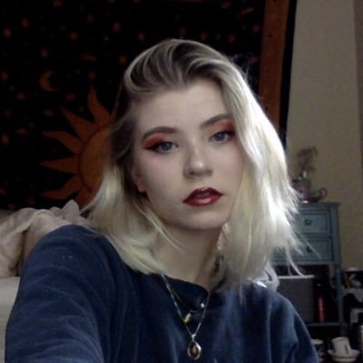 Profile Picture of Isabel (@isabel_grace__) on Twitter