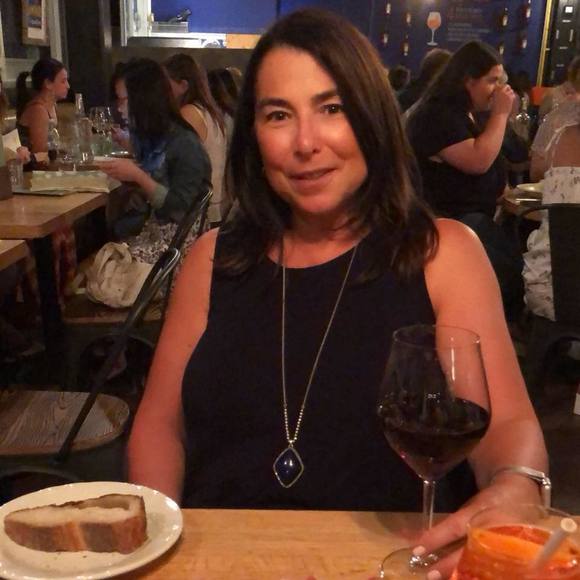 Profile Picture of Paula Swartz pollak (@pmpollak) on Poshmark