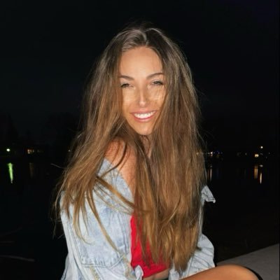 Profile Picture of Kate Hoffer (@HofferKate) on Twitter