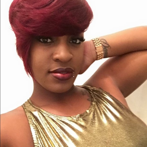 Profile Picture of Julian Kirlew (@jkirlew1989) on Poshmark