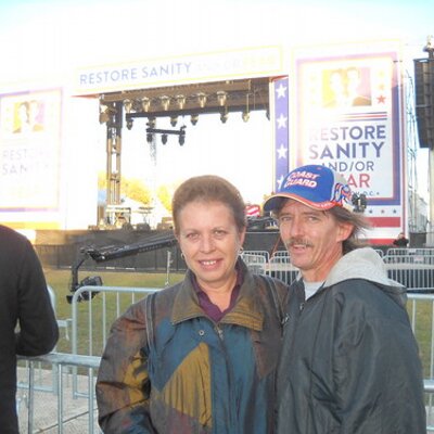 Profile Picture of Darlene Cunningham (@darbyfar) on Twitter