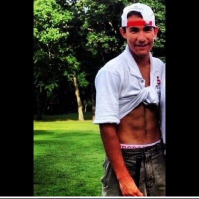 Profile Picture of Nicktakach (@nicktakach1) on Twitter