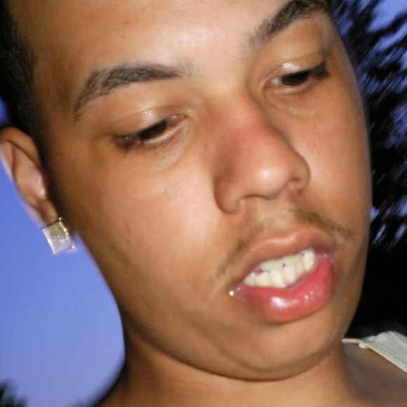 Profile Picture of James Dempsey (@dempseyjames4) on Poshmark