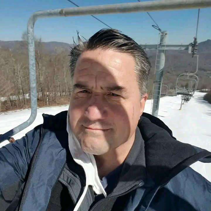 Profile Picture of Michael Connor (@mic.connor) on Tiktok