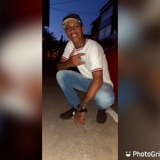 Profile Picture of Robert Junio (@robert.junio.98229) on Facebook