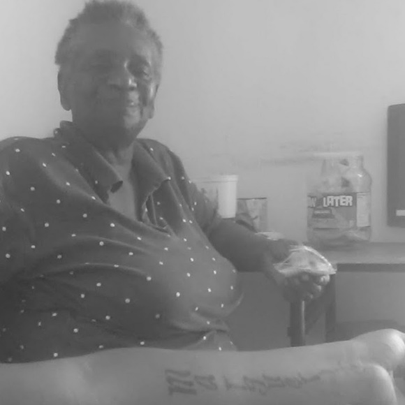 Brenzil Plowden - Poshmark Profile Picture of Brenzil Plowden (@brenzilp) on Poshmark