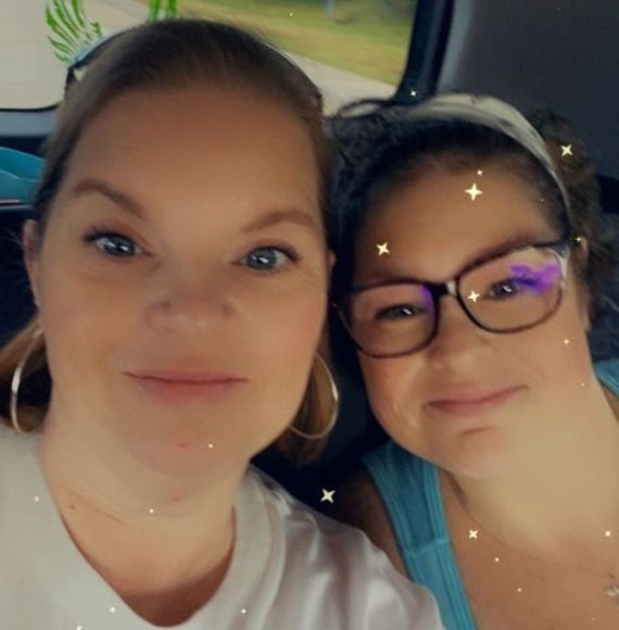 Profile Picture of Katie Ruddy (@kruddy75) on Poshmark