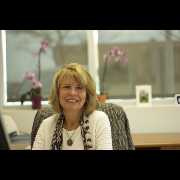 Profile Picture of Anne Rainone (@annerain1) on Poshmark