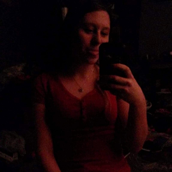 Profile Picture of Kelly Codling (@music_lover2004) on Poshmark