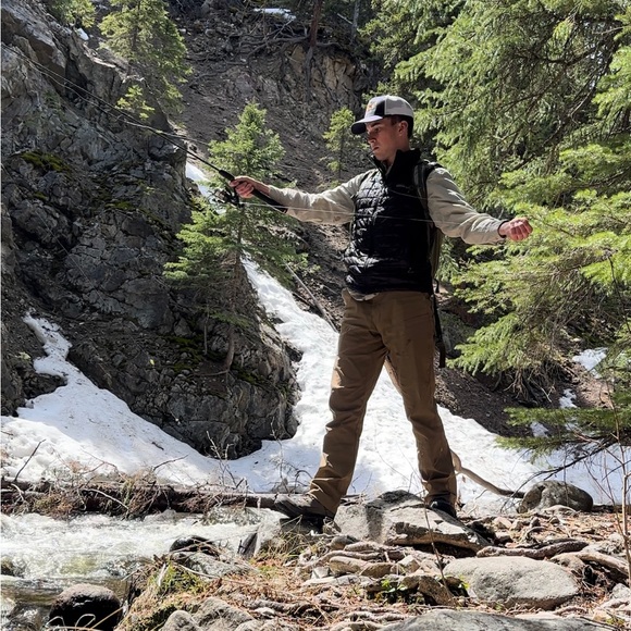 Profile Picture of Jonah Rominski (@jsrominski) on Poshmark