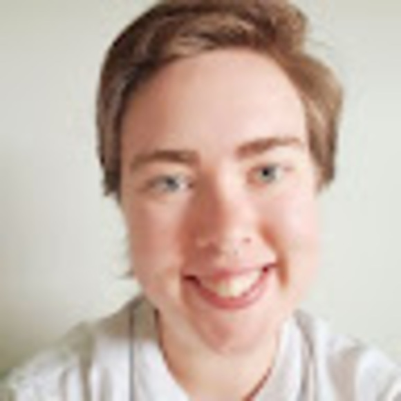 Profile Picture of Meledy Leckie (@meledyleckie) on Poshmark