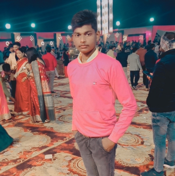 Profile Picture of Pawan nishad Nishad (@pawan651) on Poshmark