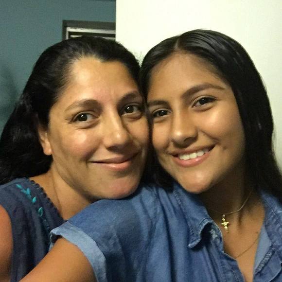 Paula Cortinez - Poshmark Profile Picture of Paula Cortinez (@paulacort) on Poshmark