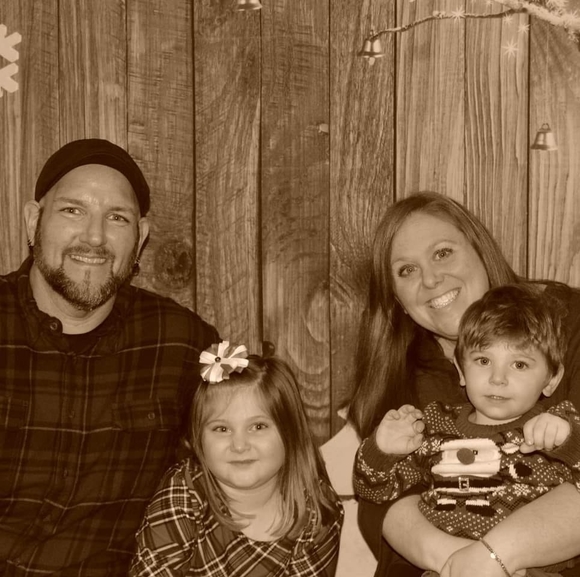 Profile Picture of Amy Cerovsky (@pookieegirl1780) on Poshmark