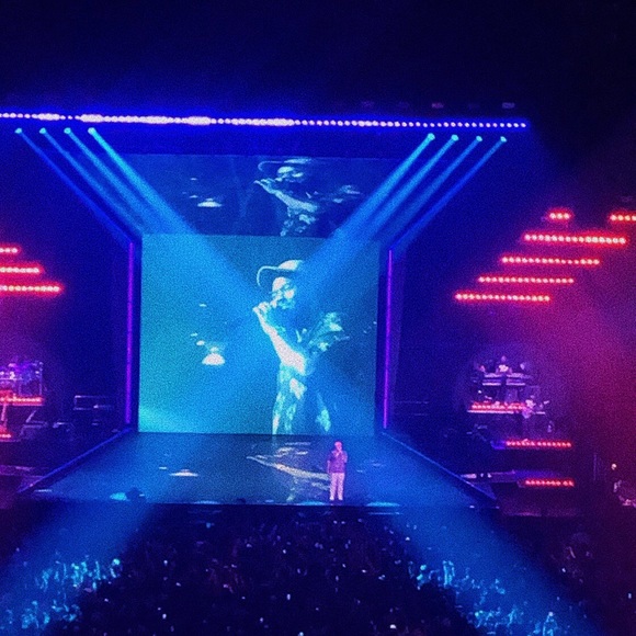 Profile Picture of London Marcus (@lonndonmarcus21) on Poshmark