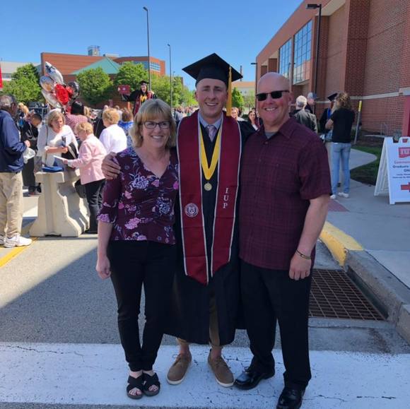 Profile Picture of Josh Serafin (@joshserafin) on Poshmark