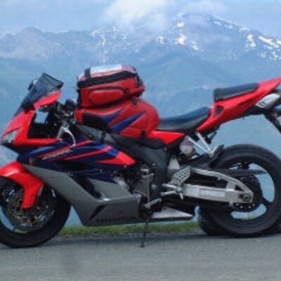 Profile Picture of Colin  Levin (@Rebel_Colin) on Twitter