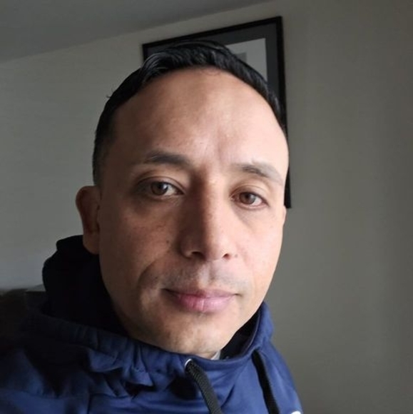 Profile Picture of Julian Vargas (@julianvargas466) on Poshmark