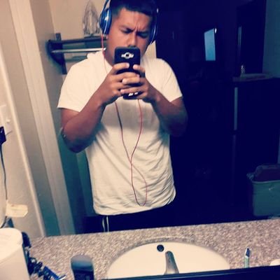 Profile Picture of Jesse Palomarez (@JessePalomarez) on Twitter