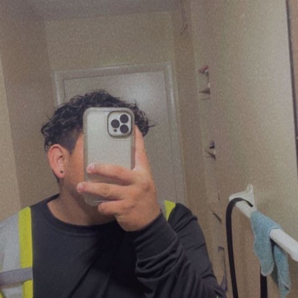 Profile Picture of Jason Mendoza (@jasonmen872) on Poshmark