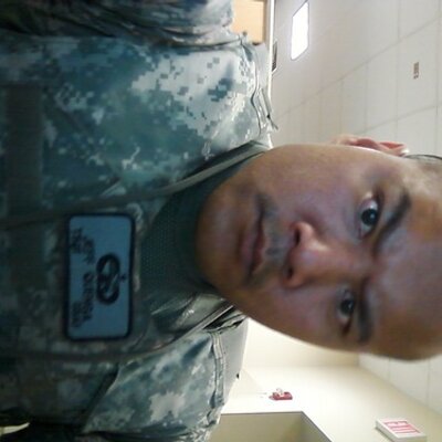 Profile Picture of Jeff Quenga (@CoachQuengs) on Twitter