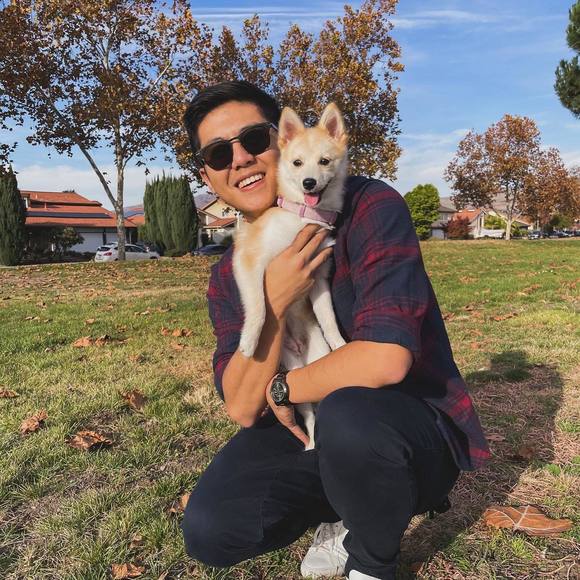 Profile Picture of Alex Dao (@alexkaidao) on Poshmark