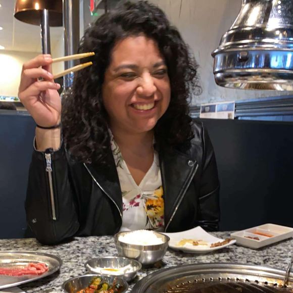 Profile Picture of Cindy Samaniego (@cindysamaniego) on Poshmark