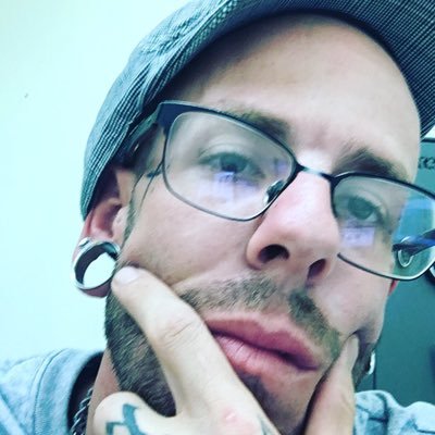 Profile Picture of James Spink (@Jeffrey_Spink) on Twitter