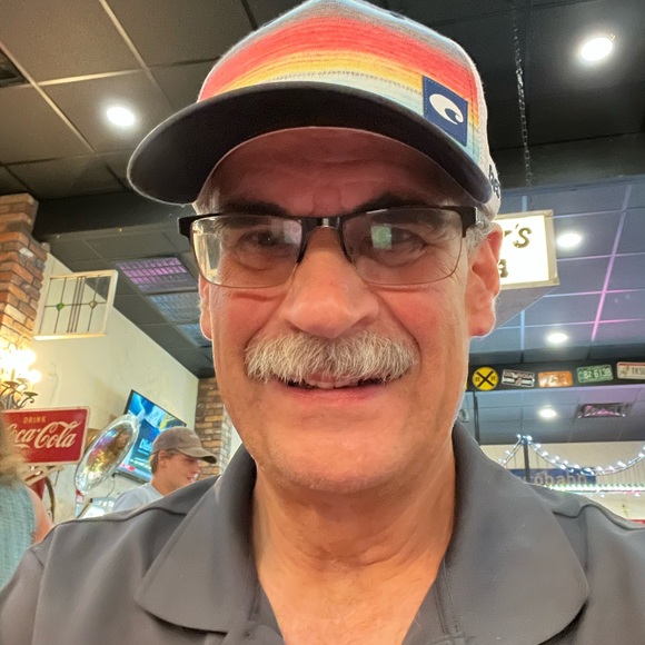 Profile Picture of Gerald Livingston (@geraldliving763) on Poshmark