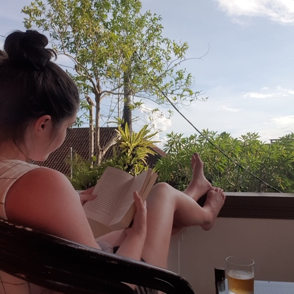 Profile Picture of Catherine Bradshaw (@cbiscat1) on Poshmark