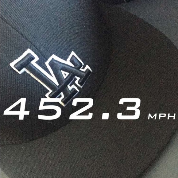 Profile Picture of Eric Bach (@ezcali) on Poshmark