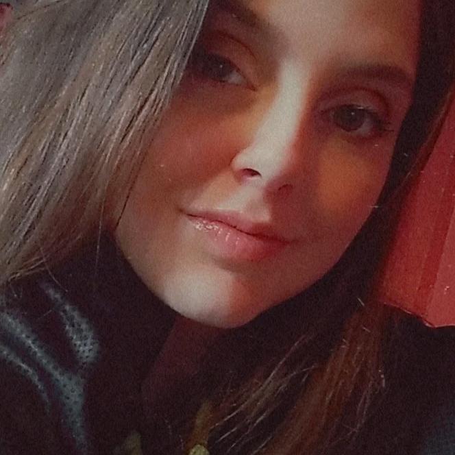 Profile Picture of MacKenzie Simons (@mackenzie.simons) on Tiktok