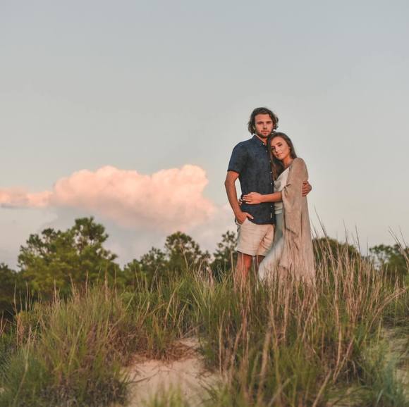 Profile Picture of Danielle Gearhart (@danielle_juric) on Poshmark