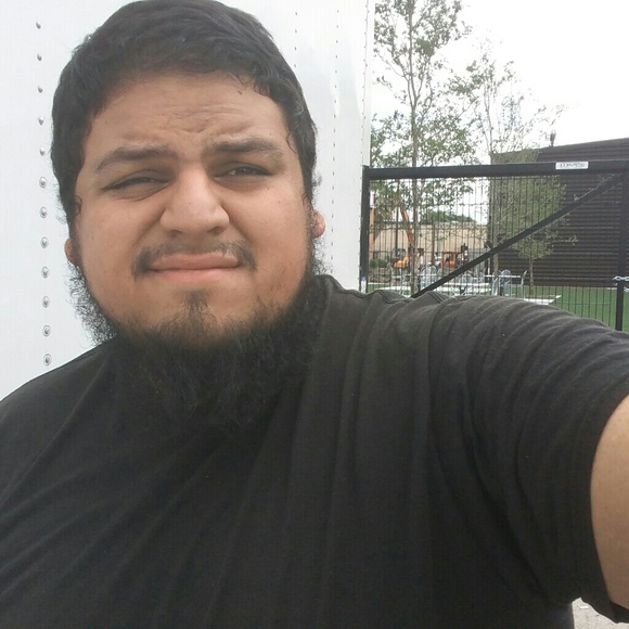 Peter Alvarado - Poshmark Profile Picture of Peter Alvarado (@petertx7) on Poshmark