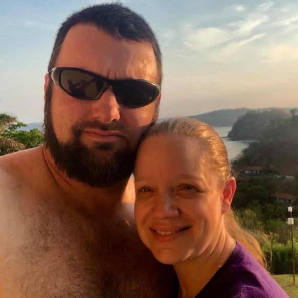 Profile Picture of Rae-ann Stillwagon (@mattandrainy) on Poshmark