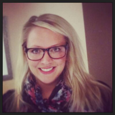 Profile Photo of Elizabeth Arndt (@lovetorungirl) on Twitter