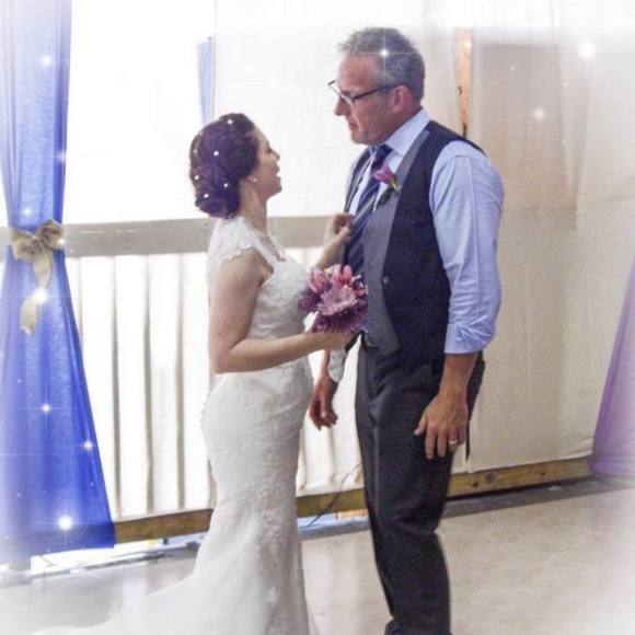 Profile Picture of Amber Fensterer (@fenstwifey) on Poshmark