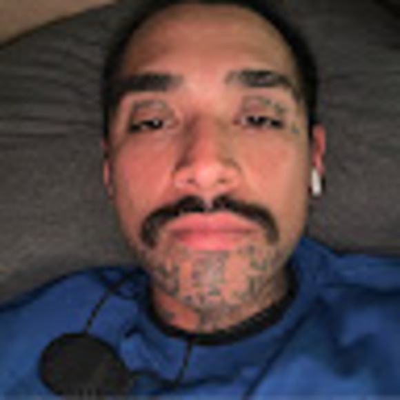 Profile Picture of Cesar Chavira (@cesarchavira114) on Poshmark