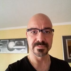 Profile Picture of Carlos Almela Azor (@AlmelaAzor) on Twitter