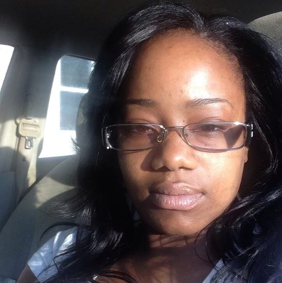 Profile Picture of Deanna Agness (@blessing4u2c_03) on Poshmark