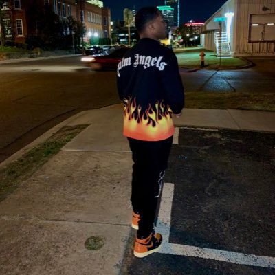 Profile Picture of LilC.TheReaper♿️ (@Santino_Wade) on Twitter