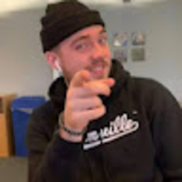 Profile Picture of Sean Mcbride (@smcbride557) on Poshmark