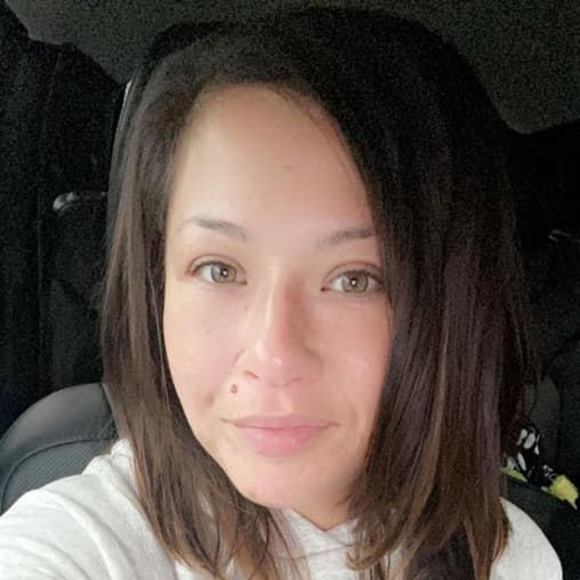 Profile Picture of Kristina Teasley (@ktina30) on Poshmark