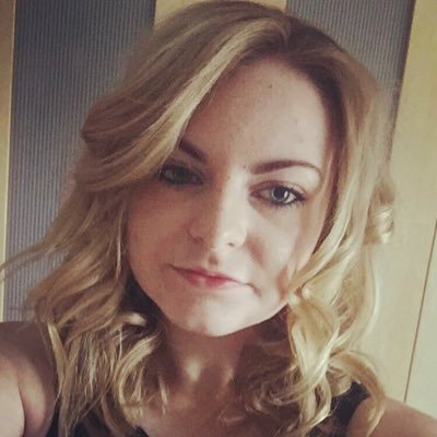 Profile Picture of Kirst. (@KirstyJaneBroom) on Twitter