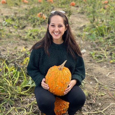 Profile Picture of Hanna Zirinsky (@HannaZirinsky) on Twitter