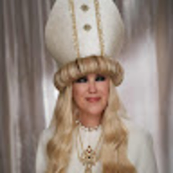 Profile Picture of Piper Hill (@piperhill633) on Poshmark