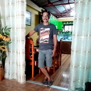 Profile Picture of Roben Gascon (@roben.gascon.7) on Facebook