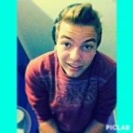 Profile Picture of FOLLOW ME ILL FOLLOW BACK 😄😘 (@aaronfoord) on Instagram