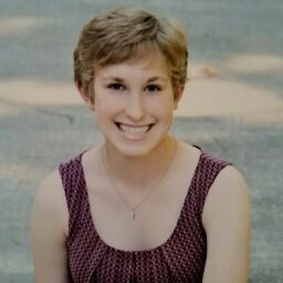 Profile Picture of Beth Klemp (@bethklemp5) on Poshmark